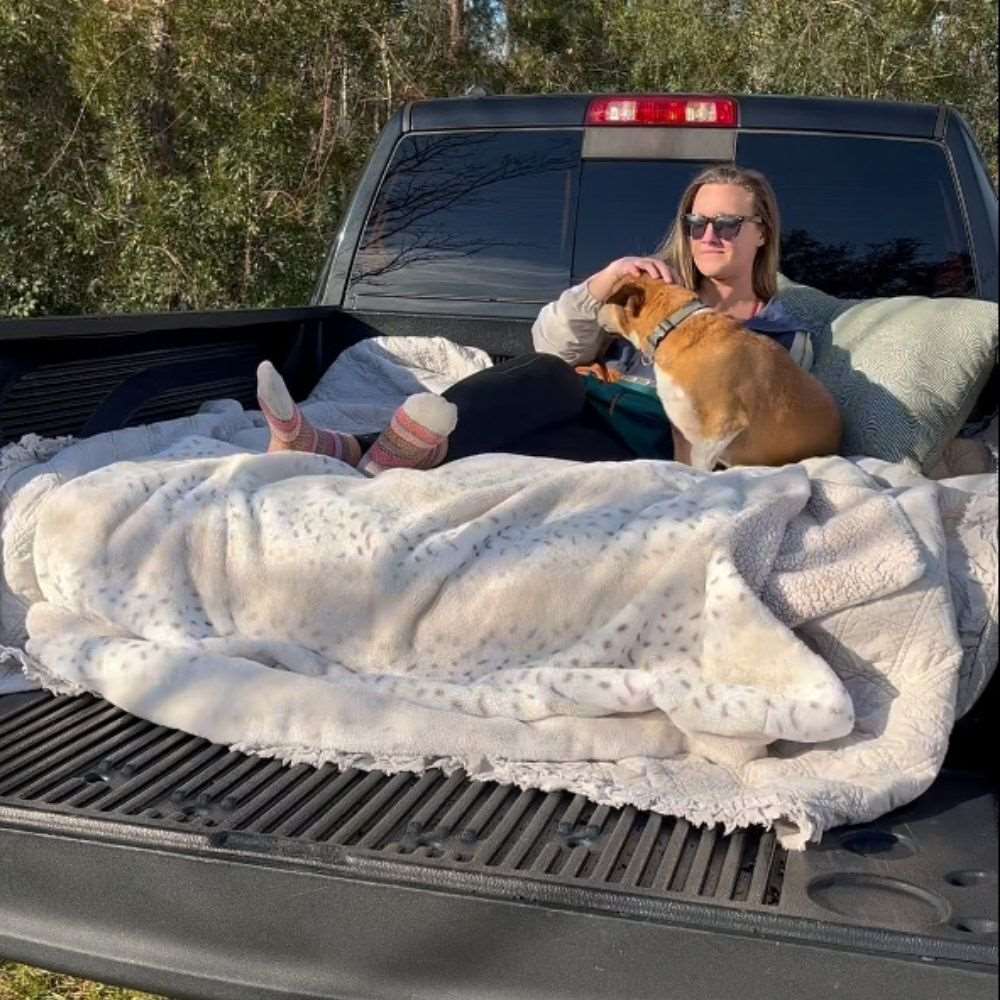 5.5-5.8ft | 6-6.5ft GMC Short Truck Bed Air Mattress