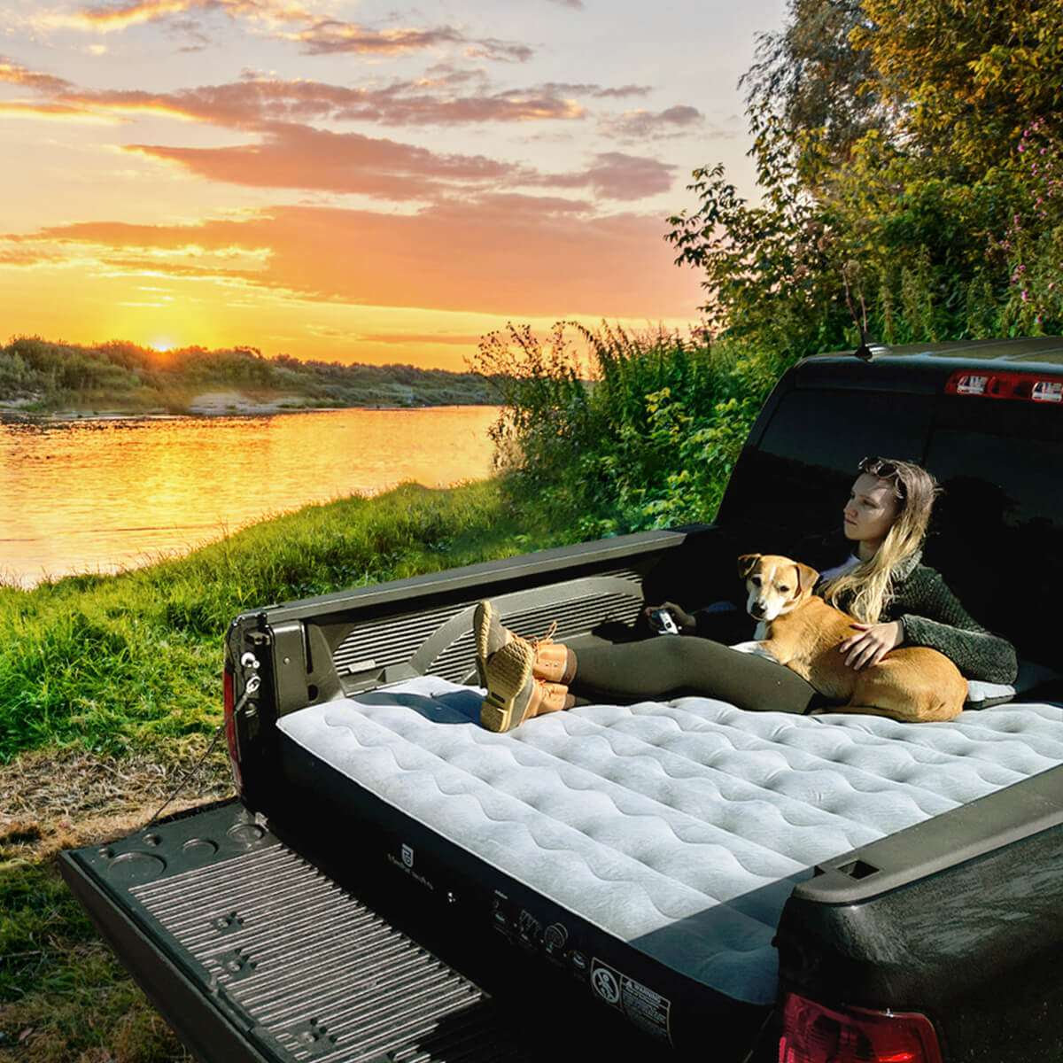 5.5-5.8FT Short Truck Bed Air Mattress Umbrauto